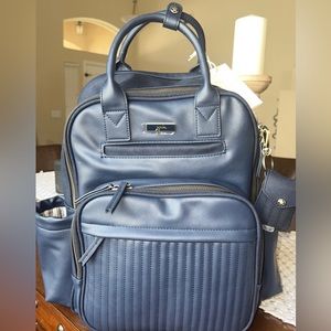 JUJUBE million pockets diaper bag